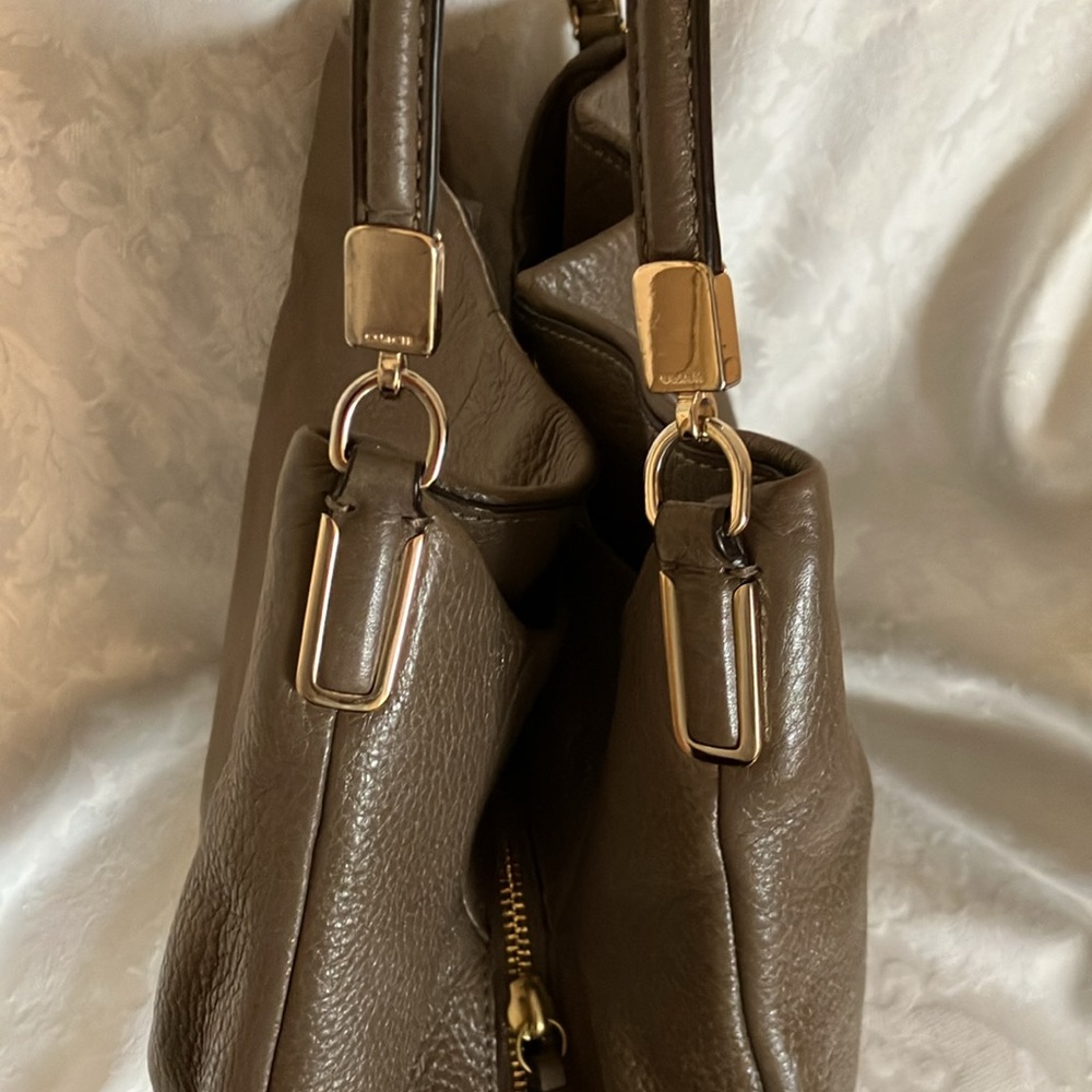 Coach Madison Small Phoebe Handbag Mint Condition-- NEW PRICE! - Picture 4 of 11